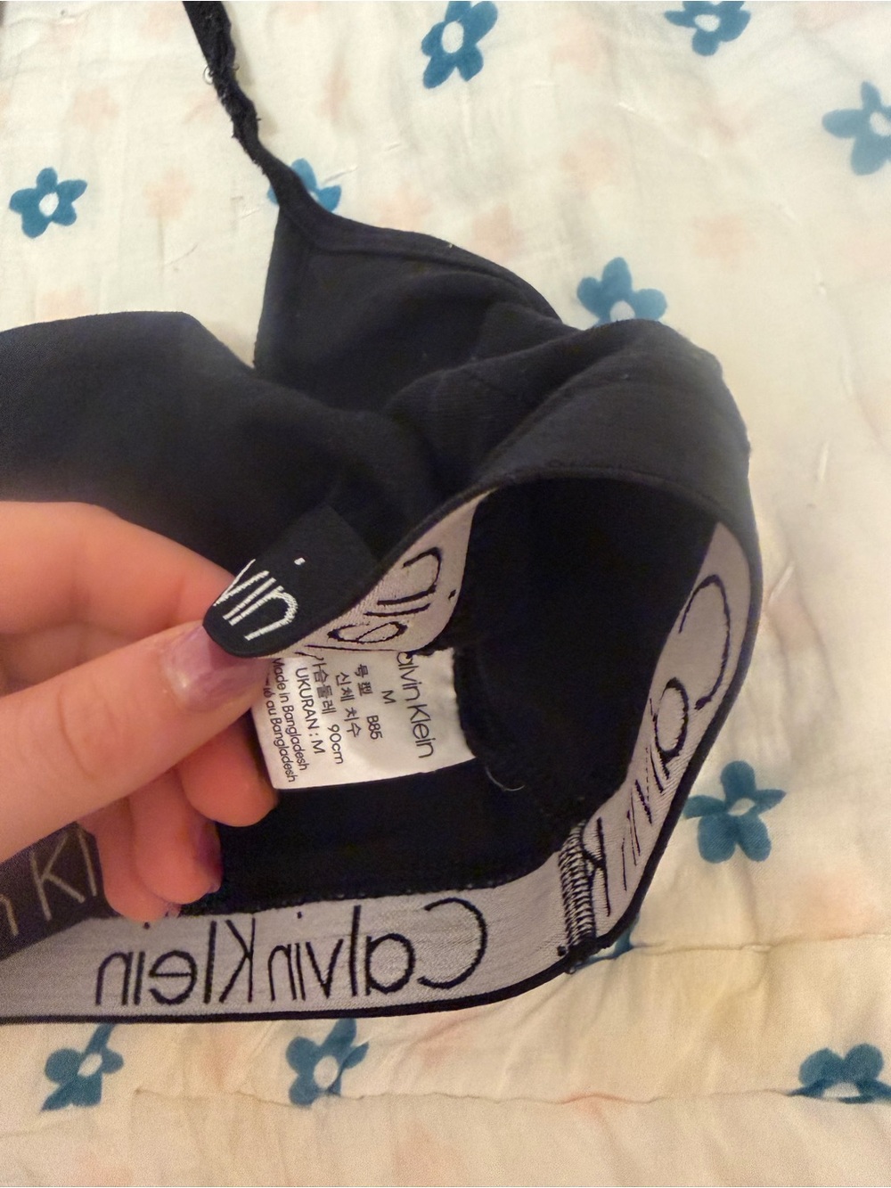 Calvin Klein Black Logo Elastic Bralette - Picture 2 of 3
